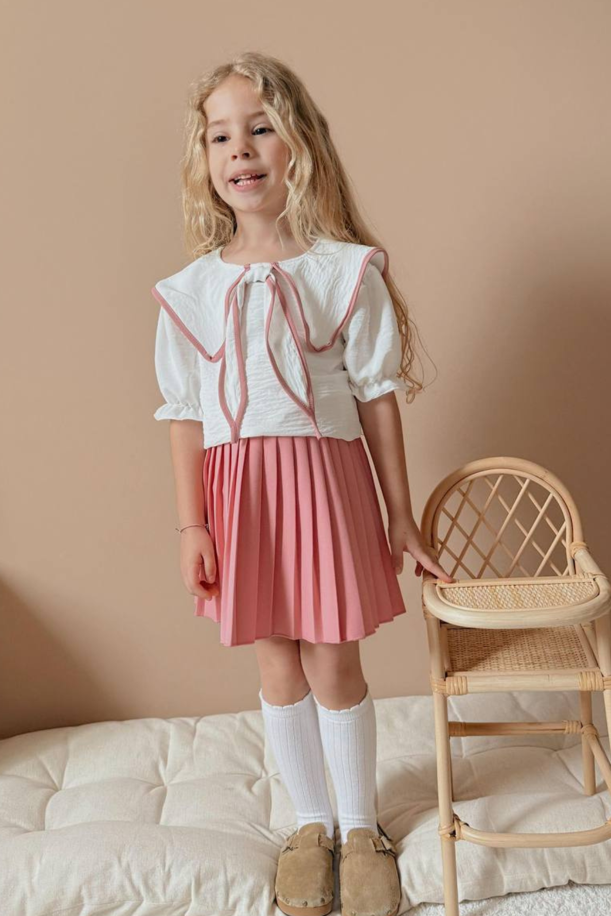 Kız Çocuk Pudra Piliseli Eetek Bluz Takım