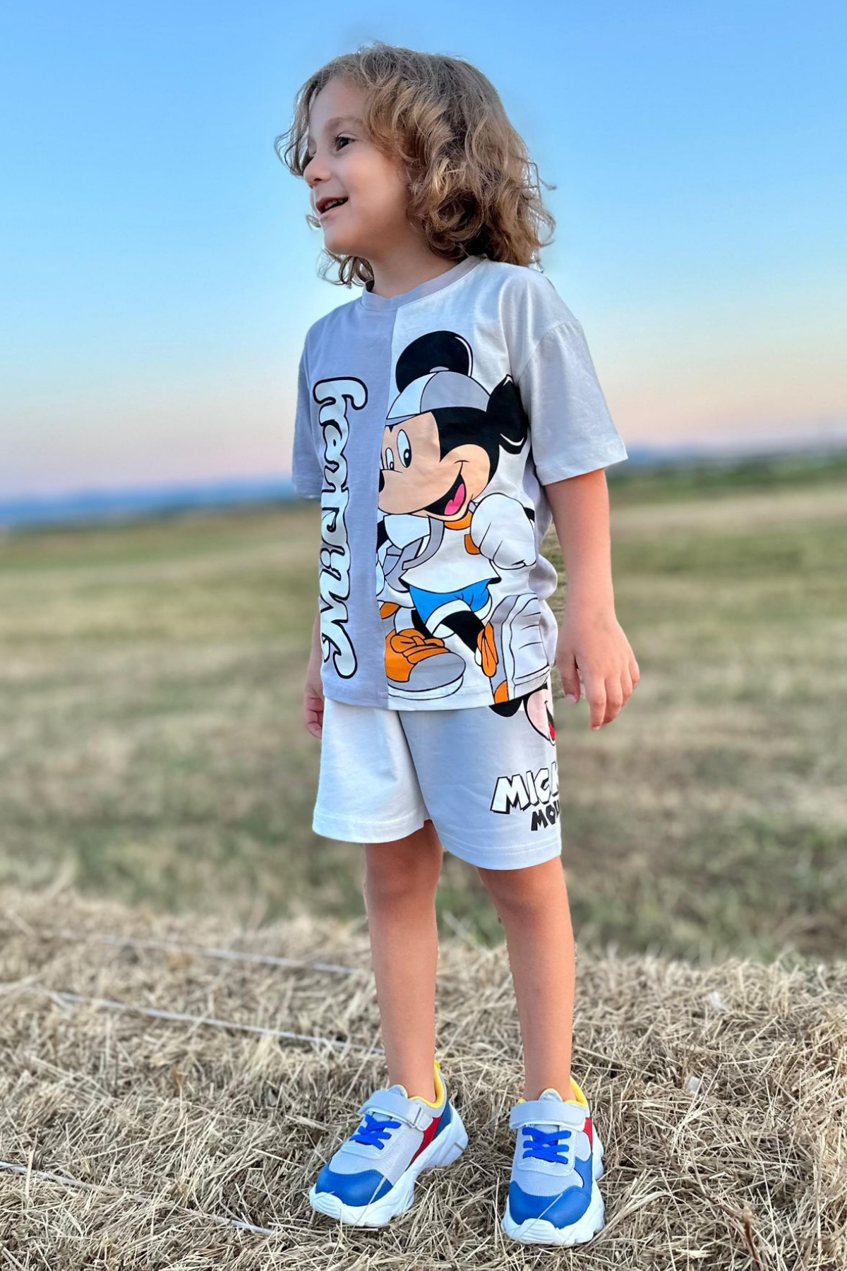 Mickey Gri Beyaz Şortlu Takım
