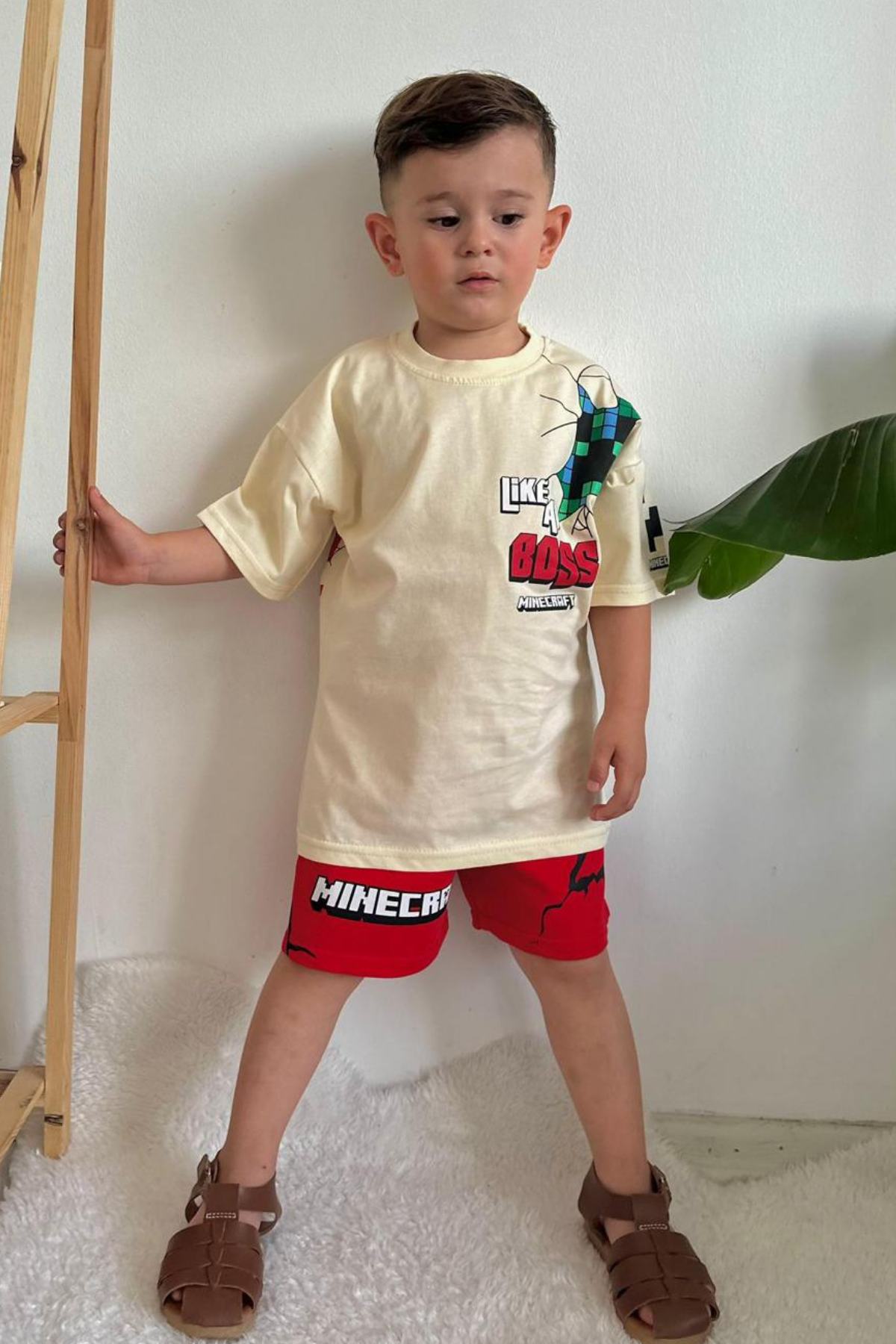 MineCraft Kırmızı Şortlu Takım