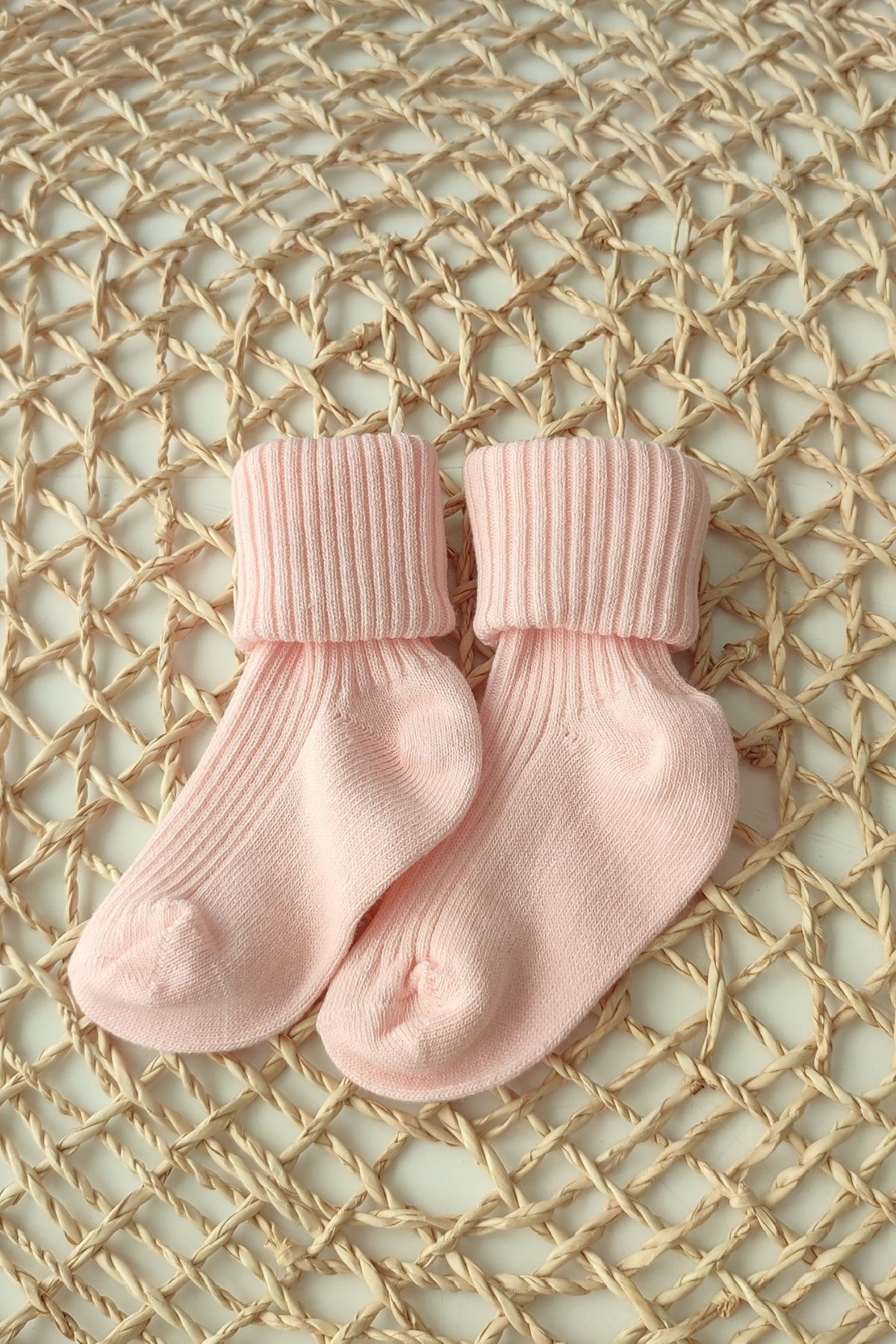Pembe Renk Kısa Çorap