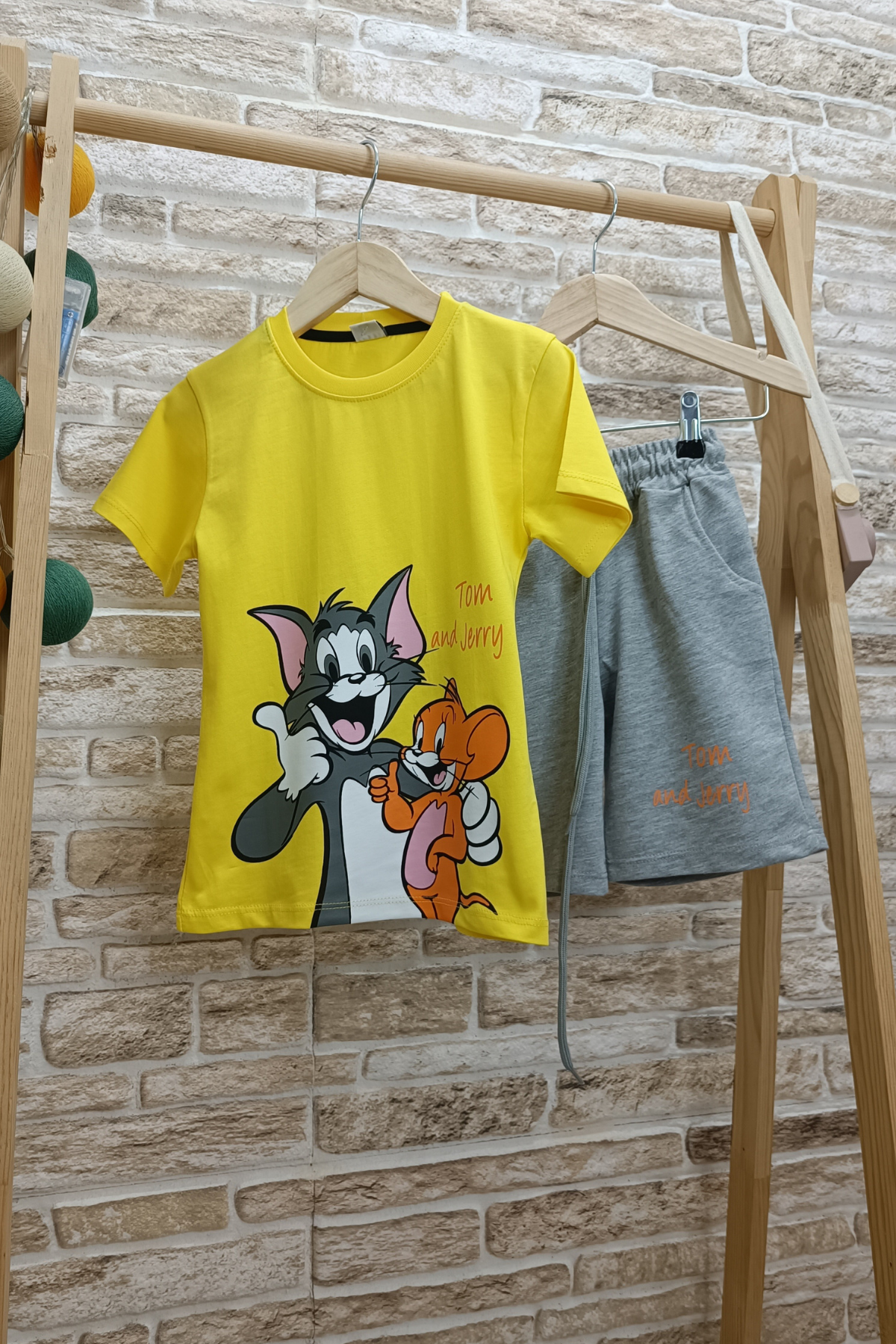 Sarı Tom & Jerry Baskı Sortlu Takım