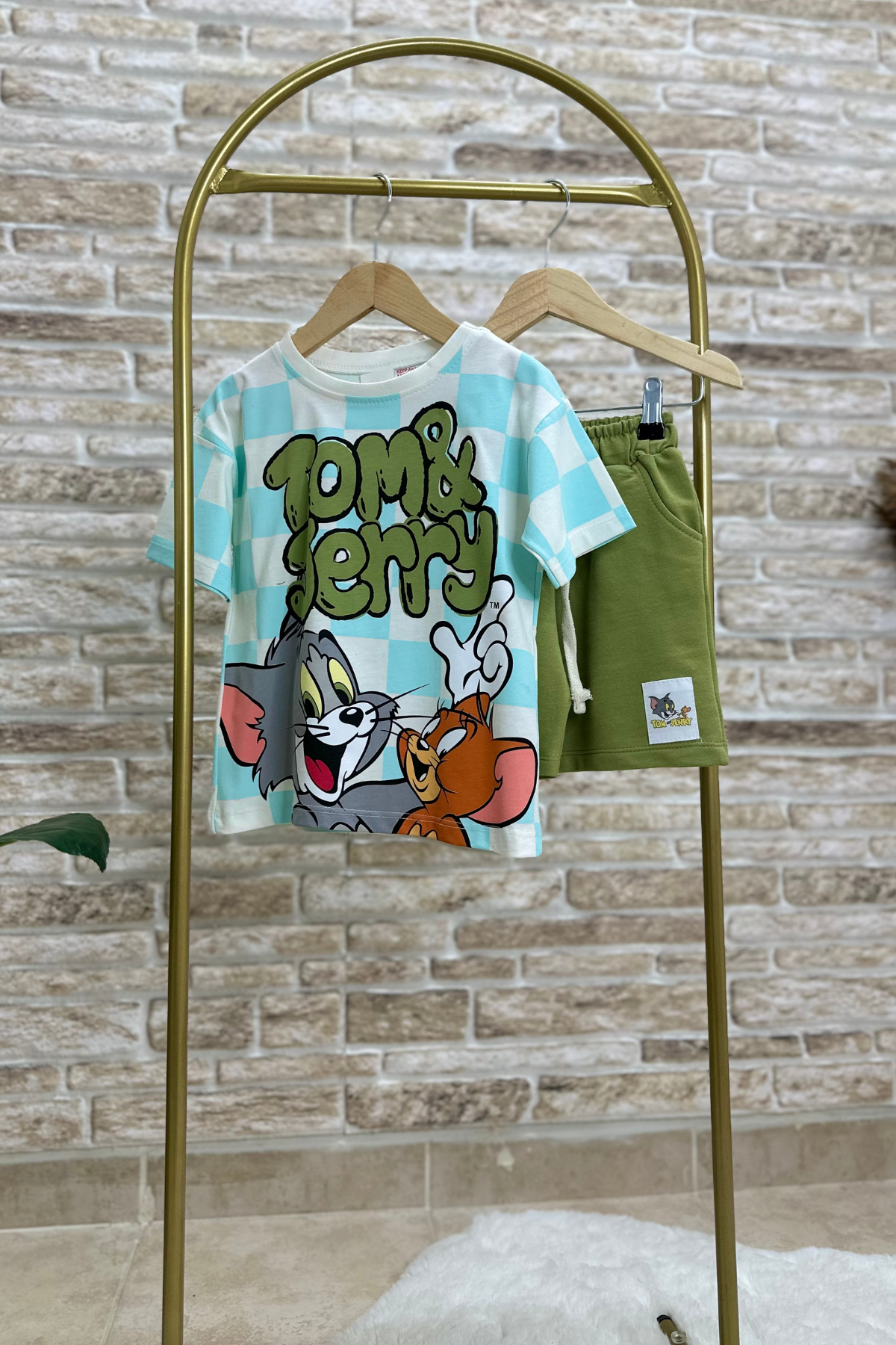 Tom & Jerry Şortlu Takım