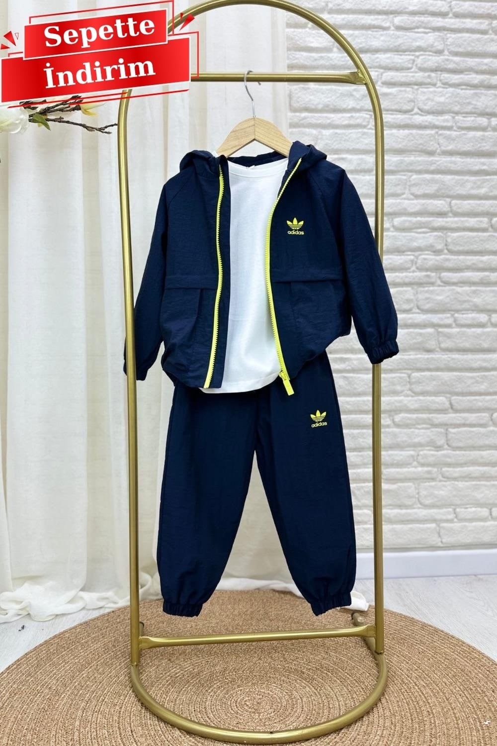 Unisex Astarlı Su Geçirmez Adids Laci Takım