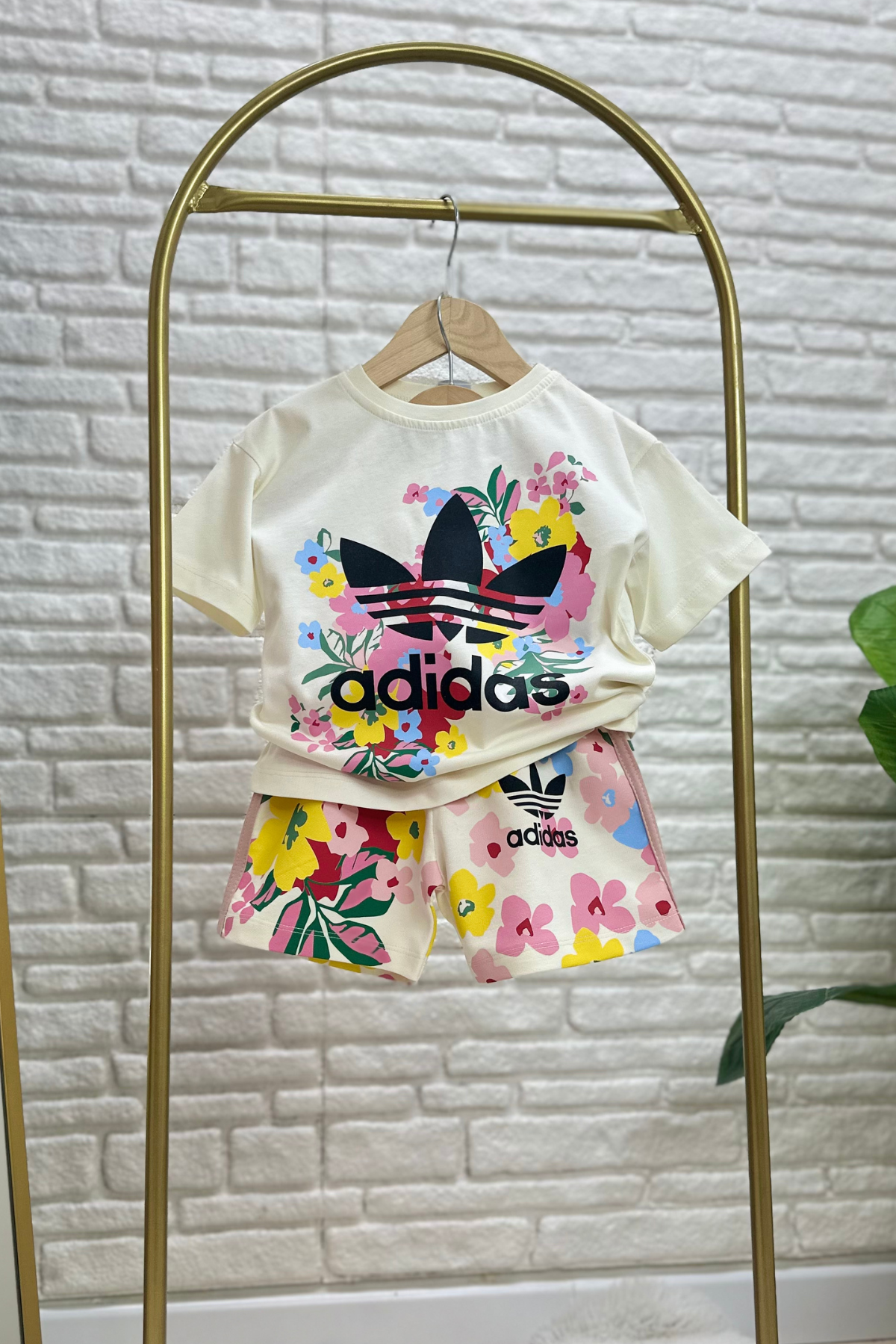 Unisex Çiçekli Adids Şortlu Yaz Takım