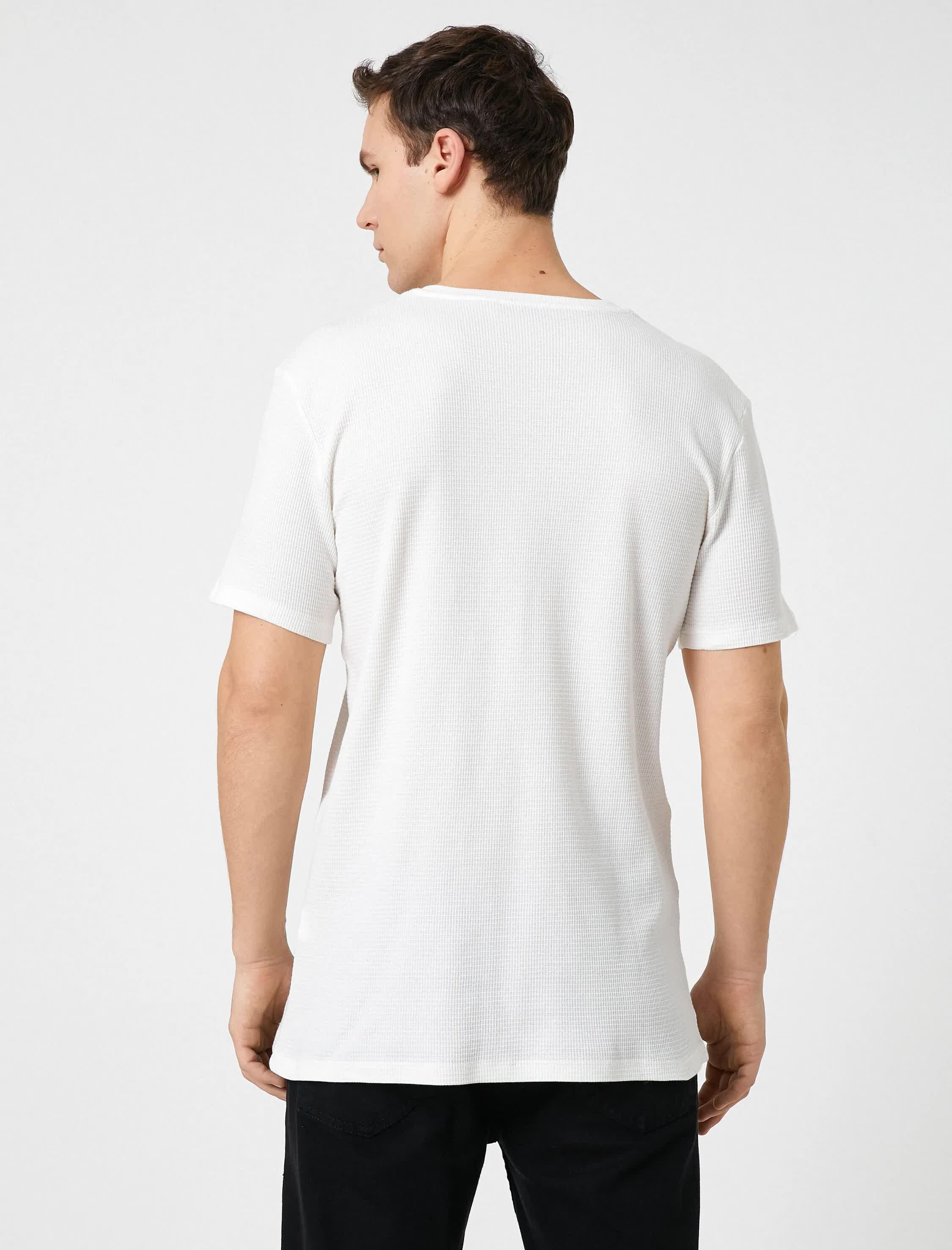 Slogan İşlemeli Tişört Bisiklet Yaka Kısa Kollu