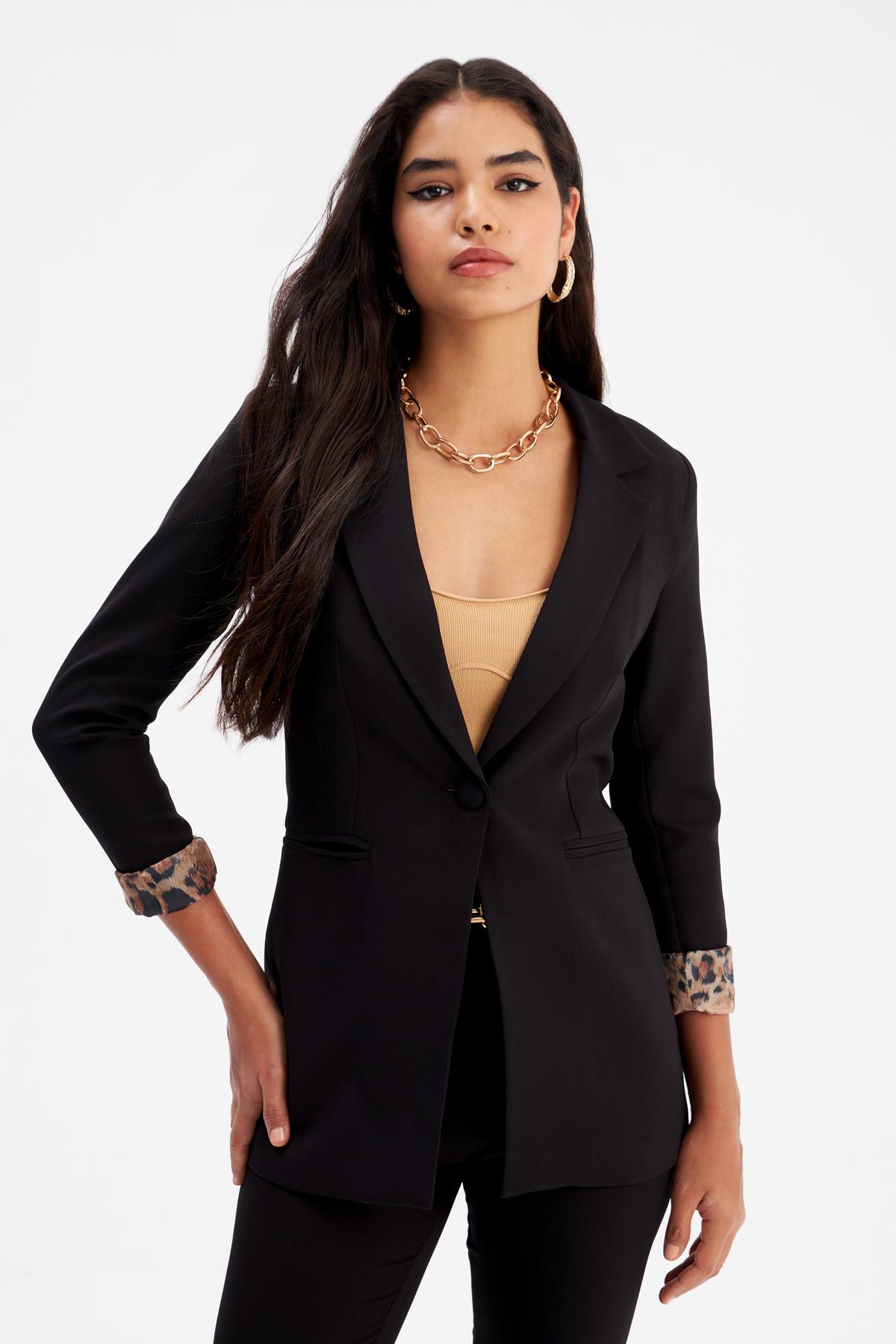 Siyah Kadın Mono Yaka Klasik Ceket