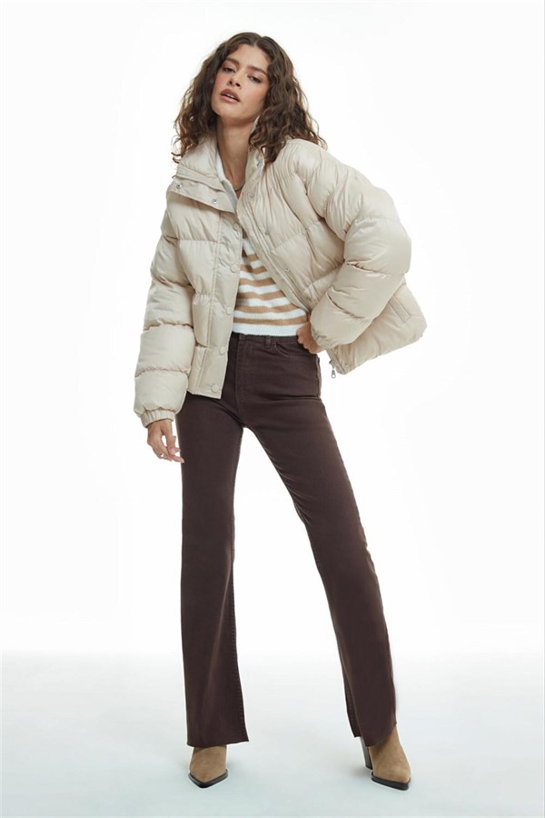 Kadın Taş Kısa Şişme Mont