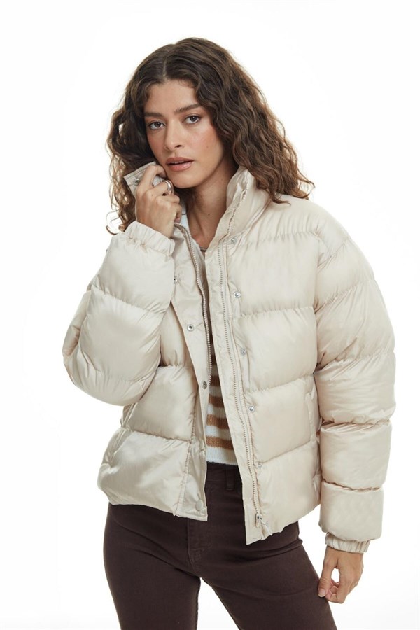 Kadın Taş Kısa Şişme Mont