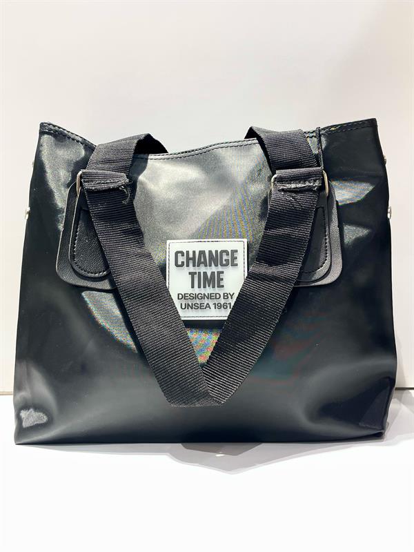 Kadın Change Time Yazılı Omuz Çantası Siyah