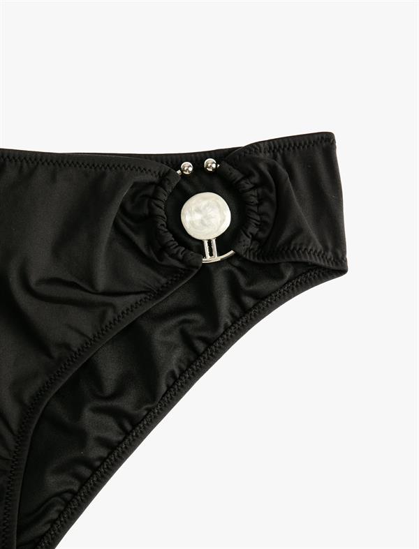 Bikini Altı Normal Bel Metal Aksesuar Detaylı