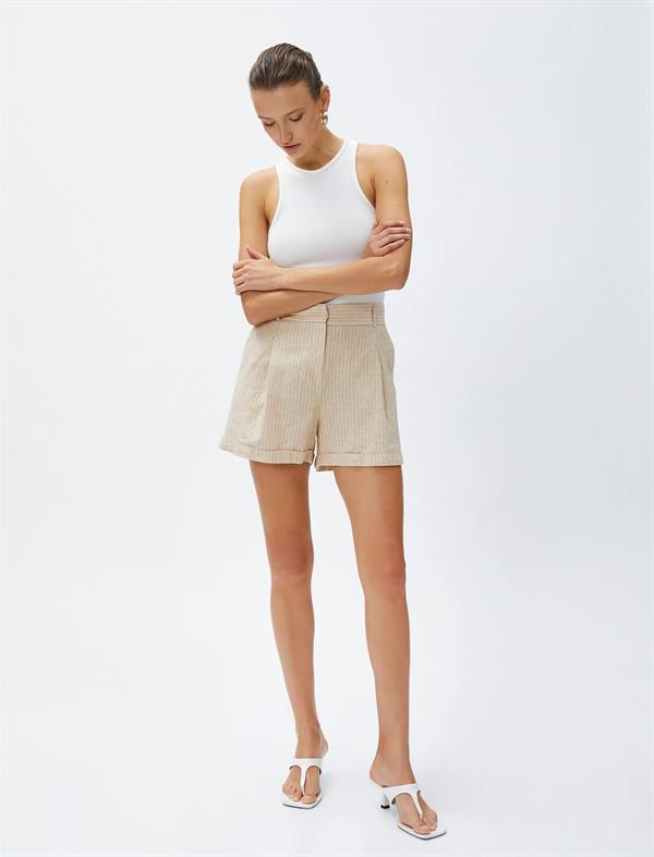 Keten Karışımlı Şort Pile Detaylı