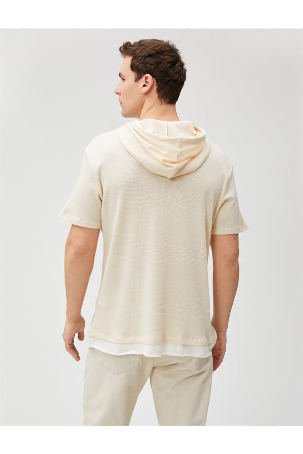 Ekru Basic Kapşonlu Tişört Kısa Kollu Dokulu Cep Detaylı Pamuklu
