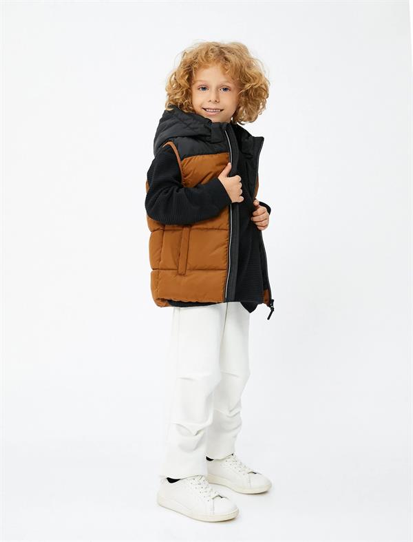 Turuncu Erkek Çocuk Şişme Yelek Kapşonlu Renk Bloklu Cepli Fermuarlı