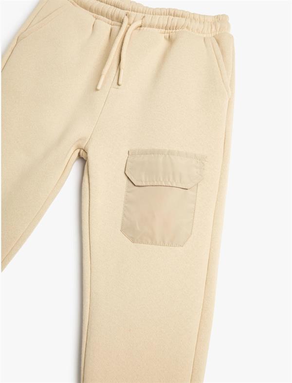 Bej Erkek Çocuk Basic Jogger Eşofman Altı Beli Bağlamalı Cep Detaylı Şardonlu