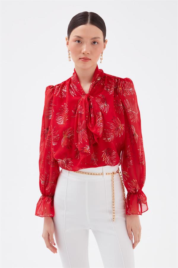 Kadın Kırmızı Fular Yaka Baskı Desenli Bluz BEJ