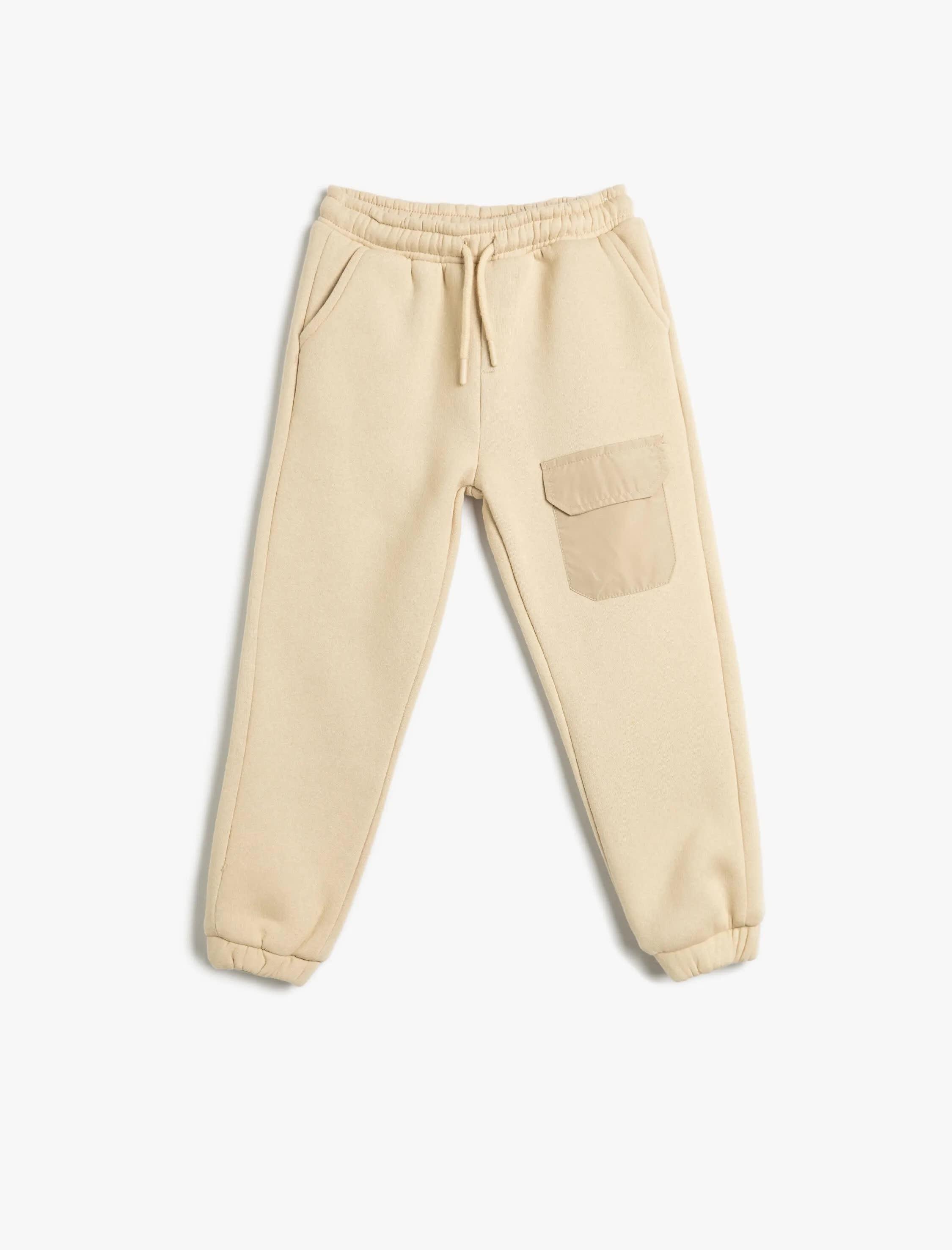 Bej Erkek Çocuk Basic Jogger Eşofman Altı Beli Bağlamalı Cep Detaylı Şardonlu