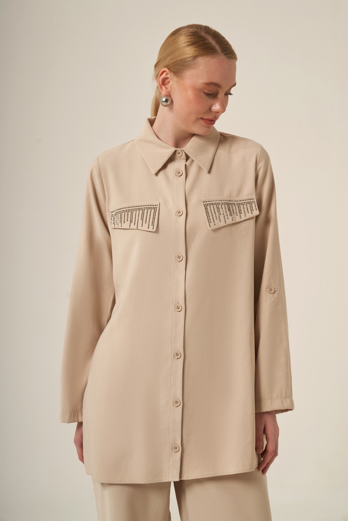 Kadın Benetti Taşli Takım Beige