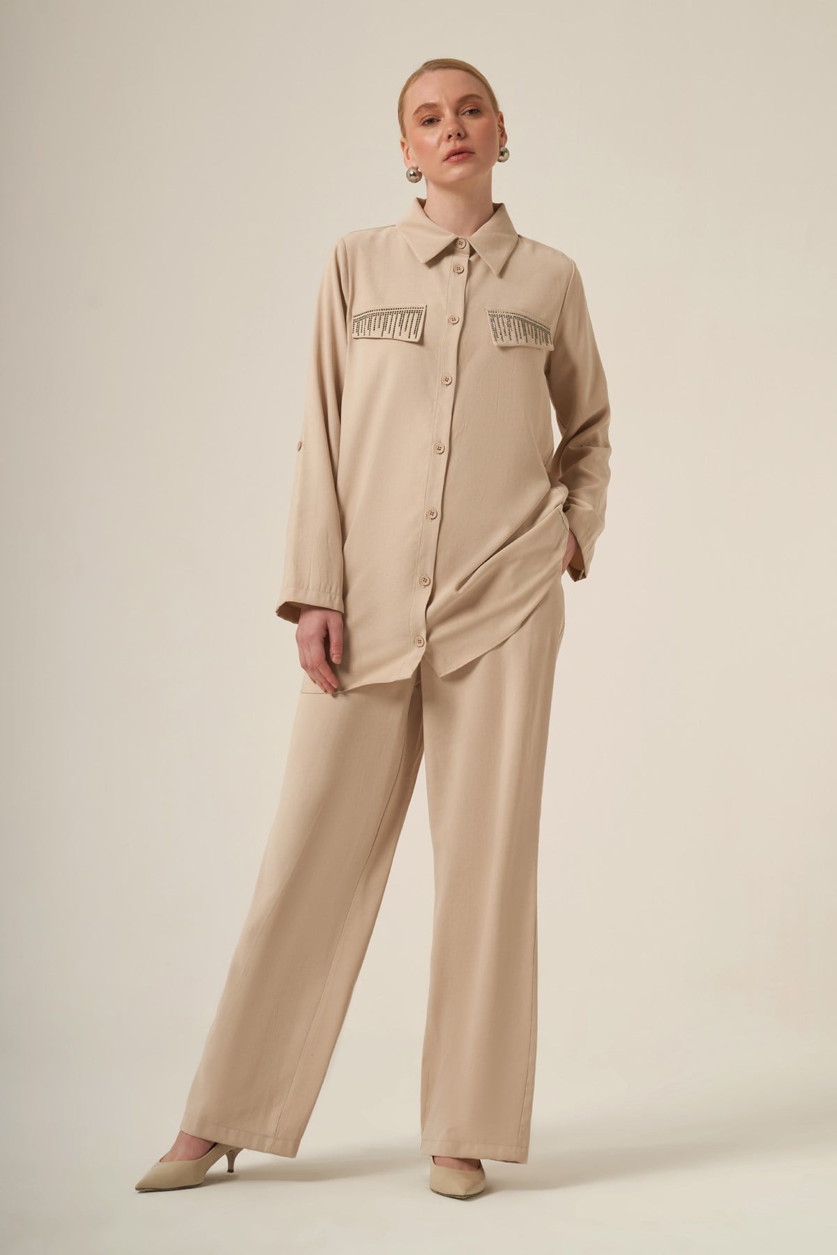 Kadın Benetti Taşli Takım Beige