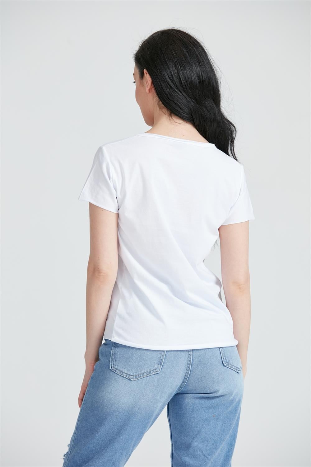 Kadın V Yaka Cepli Basic T-Shirt Beyaz