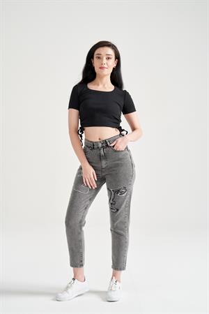 Kadın Bacak Yüz Nakışlı Mom Jean Gri