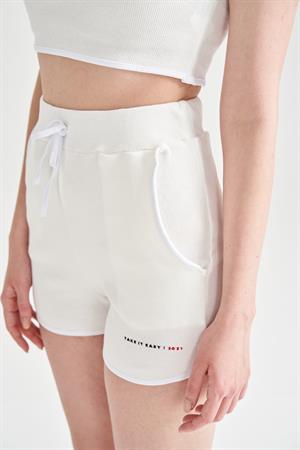 Kadın Crop Büstiyerli Pijama Takımı Beyaz