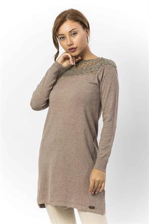 Kadın Yakası İnci Detaylı Tunik Beige