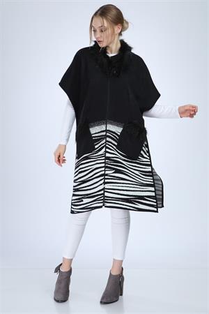 Kadın Yakası Kürk Detaylı Zebra Hırka Siyah