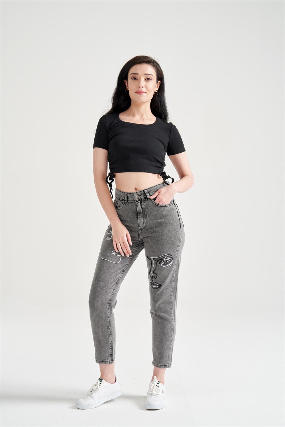 Kadın Bacak Yüz Nakışlı Mom Jean Gri