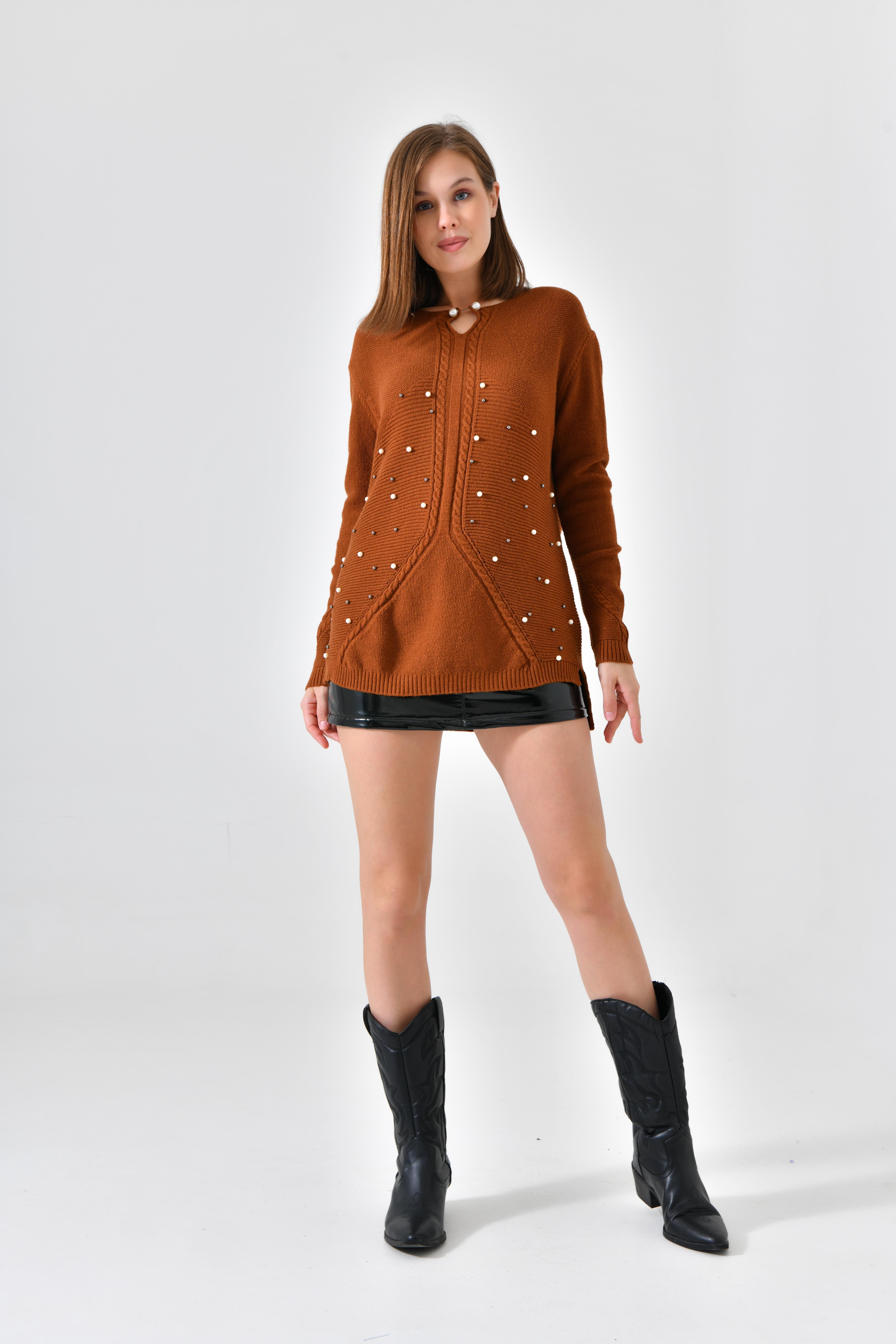 Kadın Örgü Detay İncili Kazak TABA