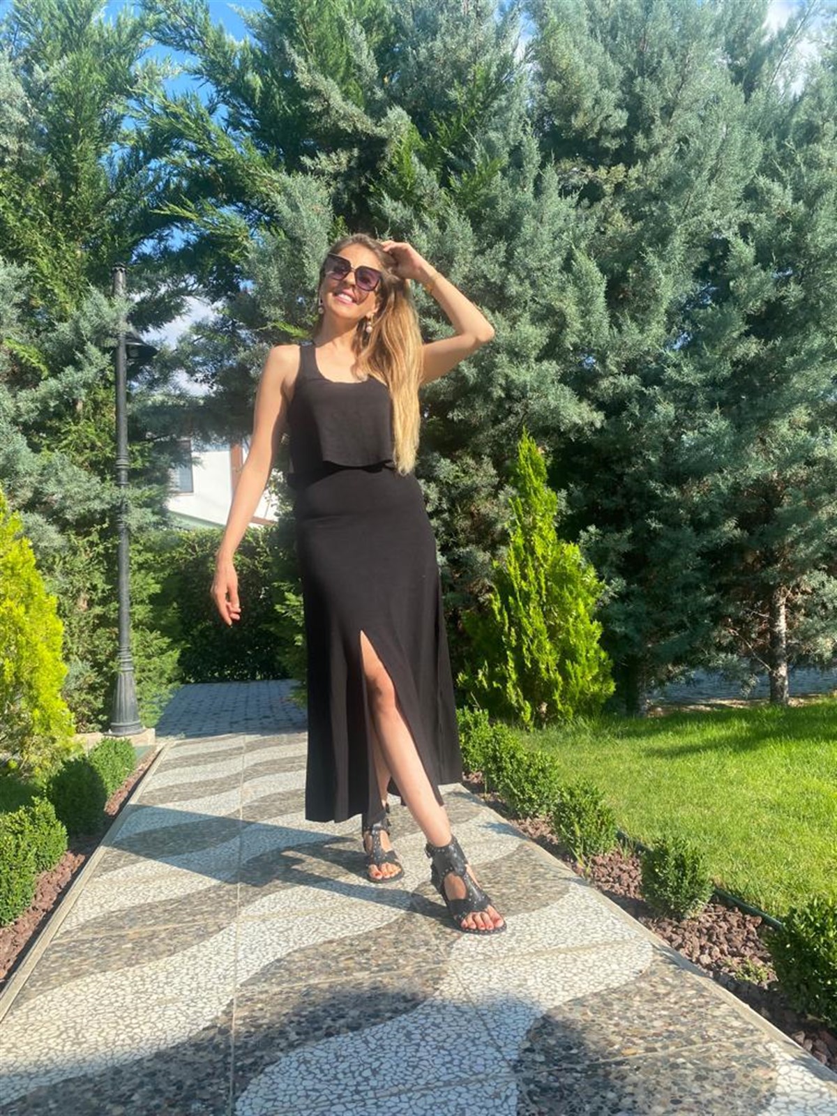 Tasarım Askılı Elbise