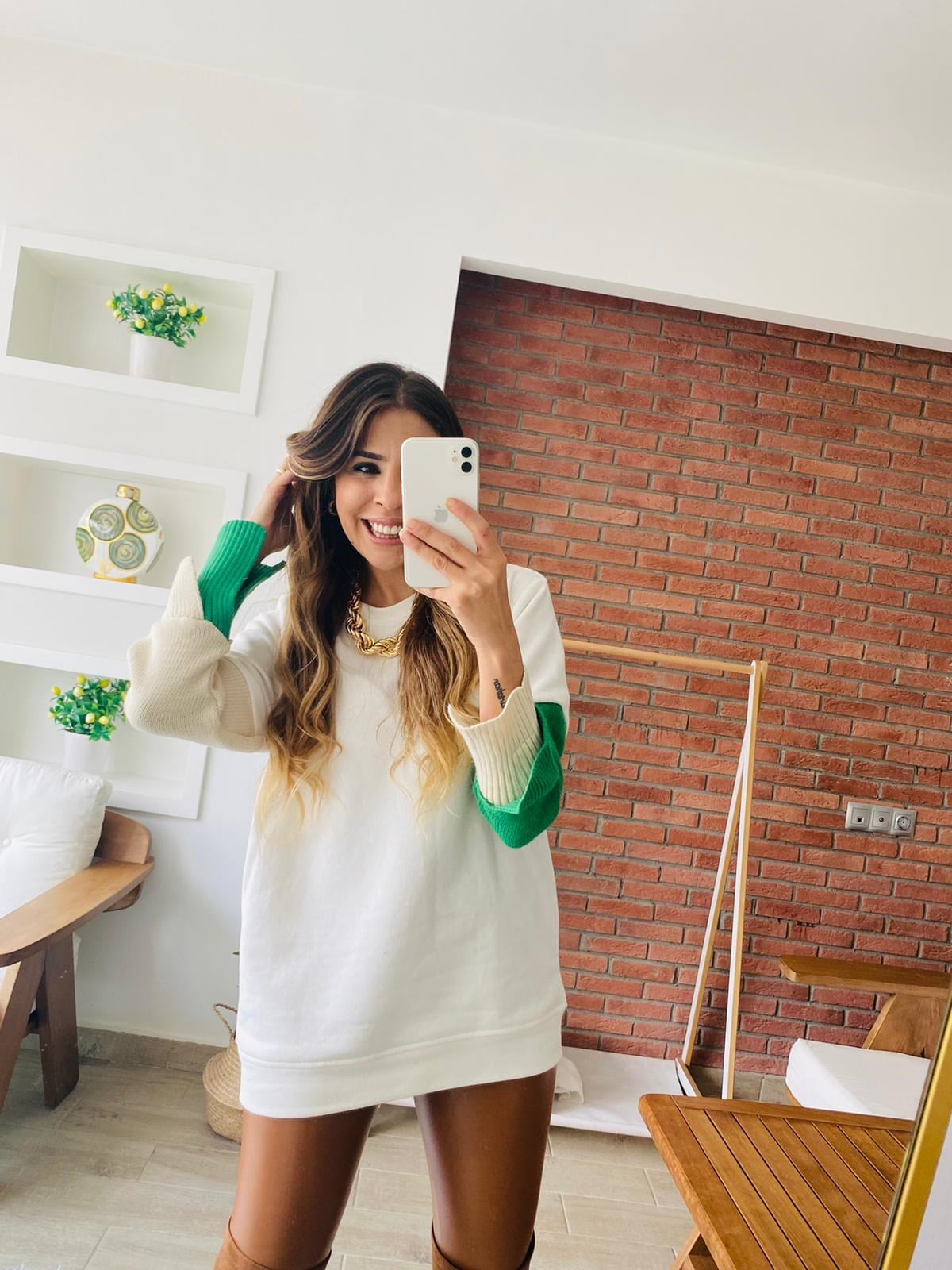 Kolları Yeşil Krem Sweat