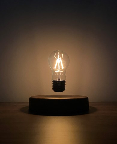 Flytoone Levitating Light Bulb Uçan Ampul Manyetik Levitasyon