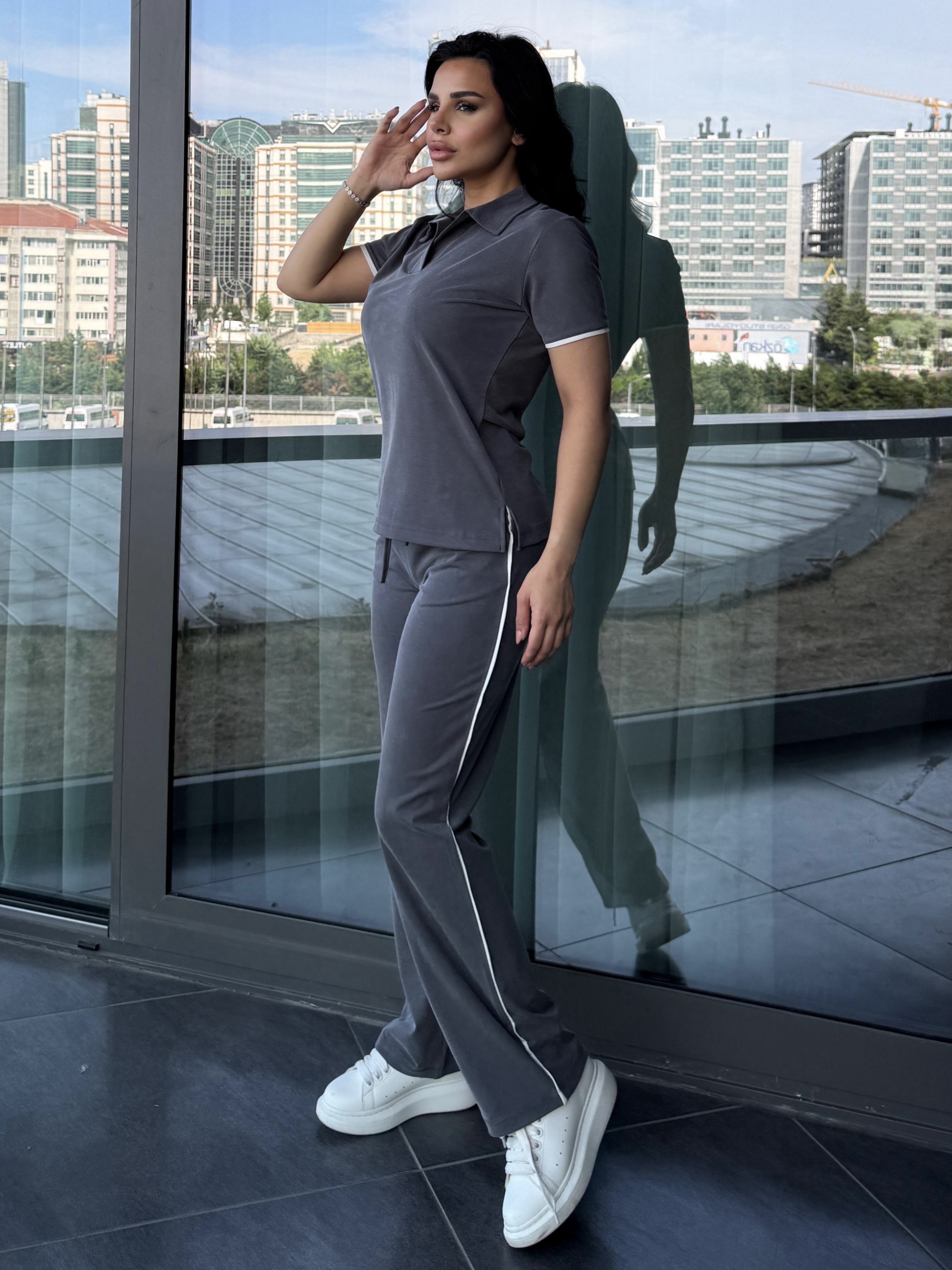 Almira İkili Spor Takım  Gri