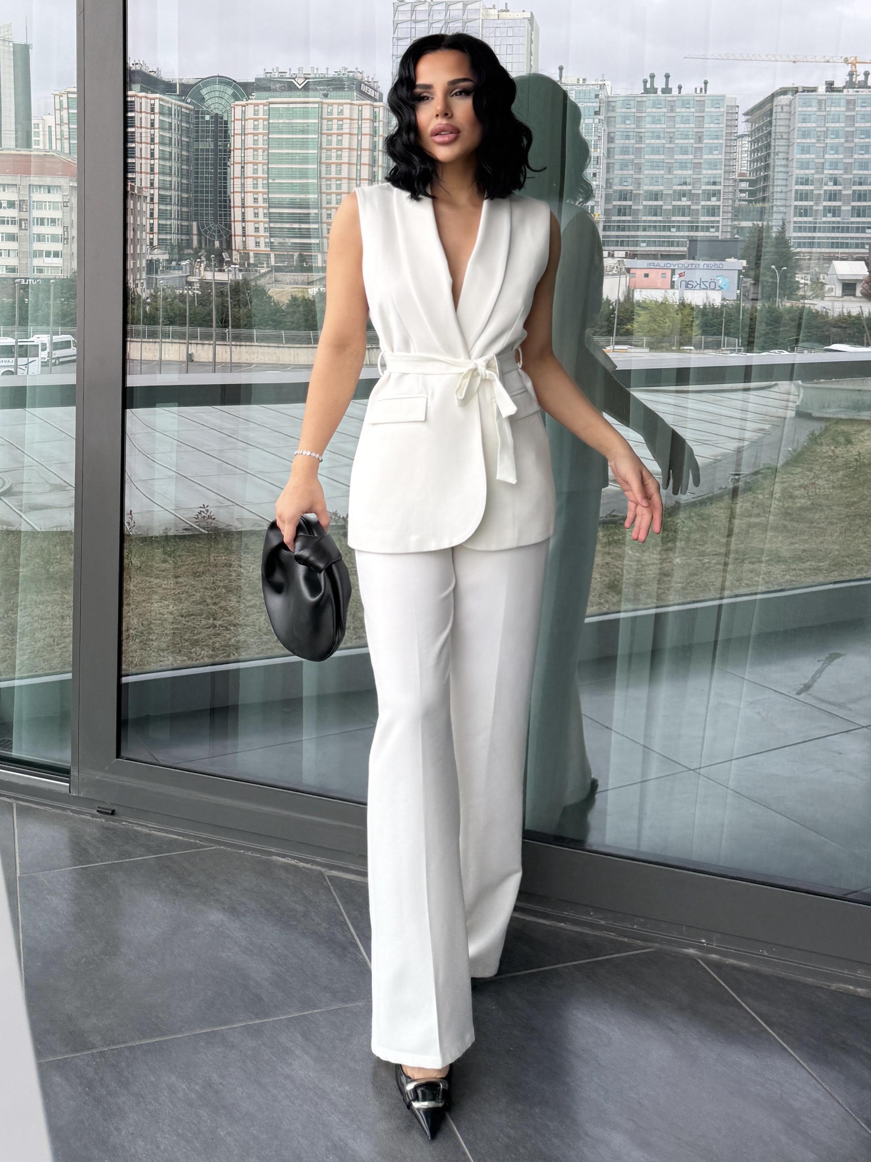 Atlans Yelekli Takım Beyaz 