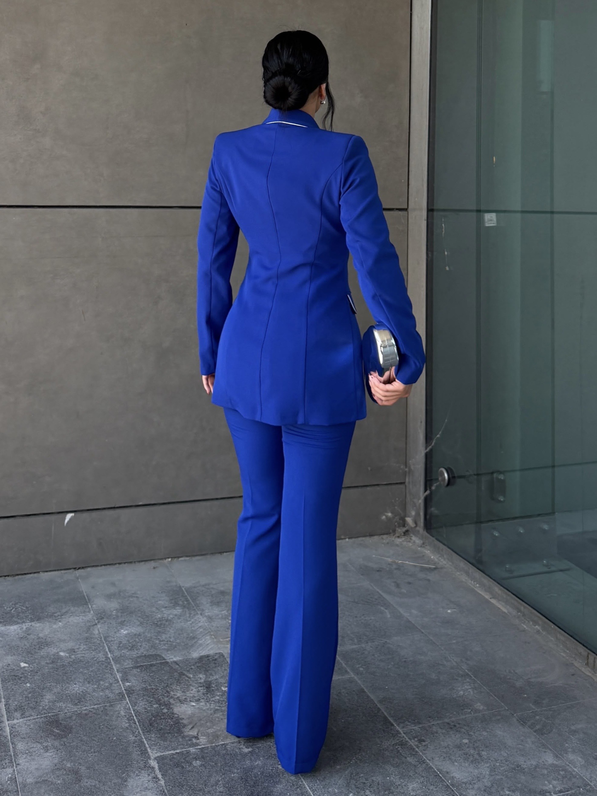 Betina Biyeli Klasik Takım Saks Mavi