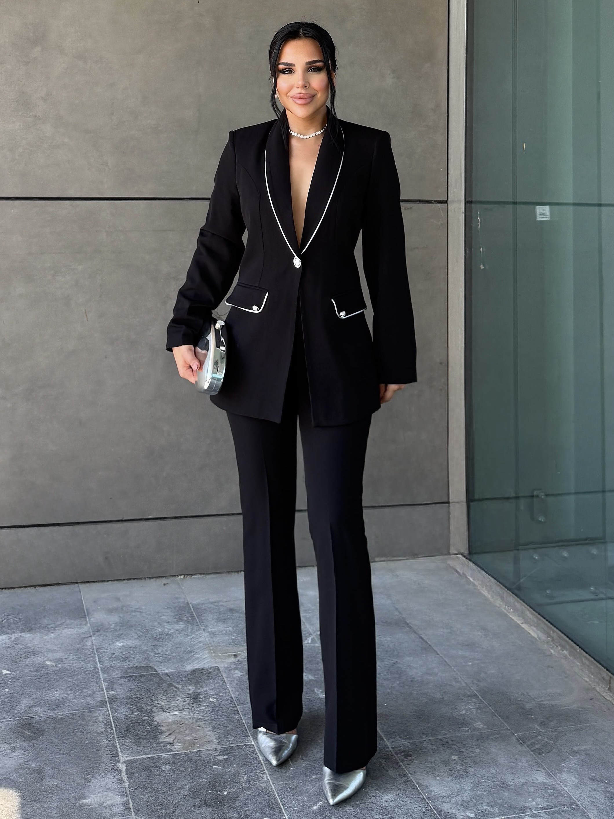 Betina Biyeli Klasik Takım Siyah