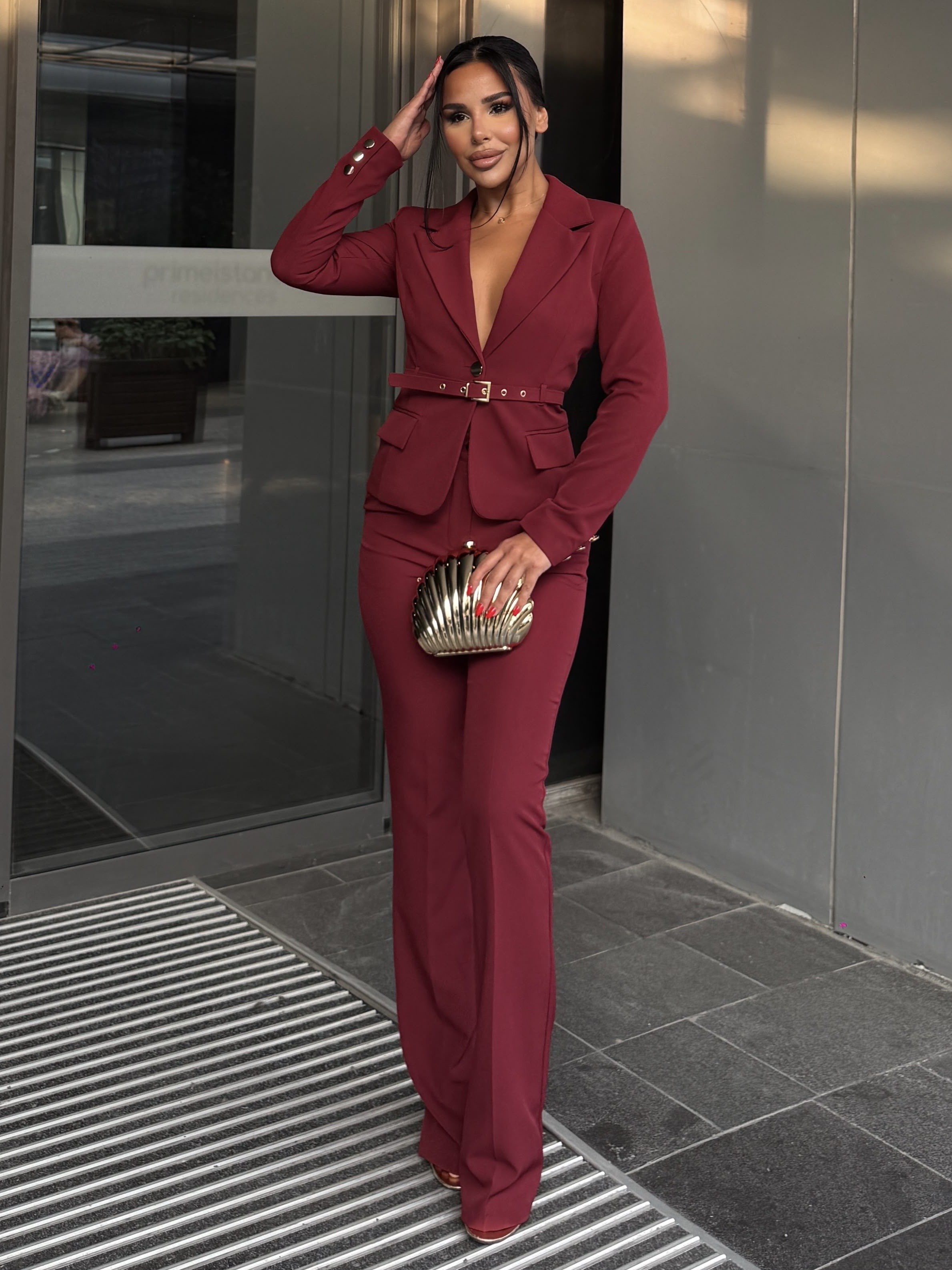 Divan Kemer Detaylı Takım Bordo