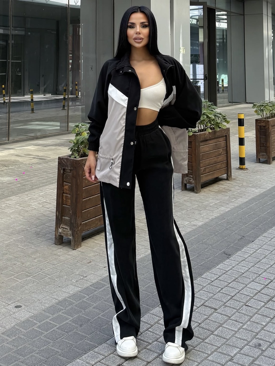 Dogas Paraşüt Detaylı Spor Takım Siyah