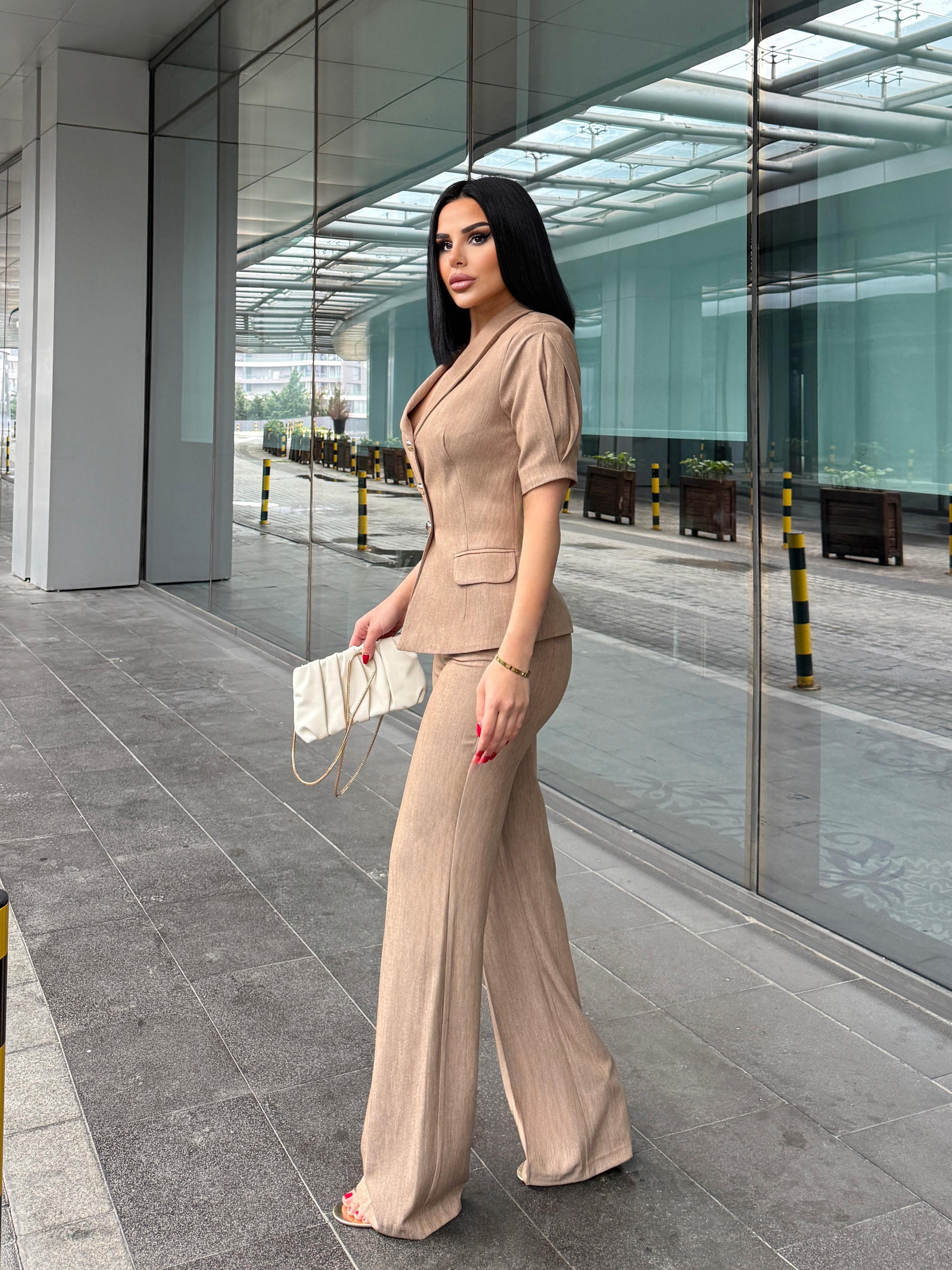 Flato Gold Düğme Detaylı Takım Bej