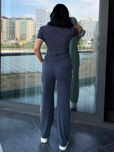 Almira İkili Spor Takım  Lacivert