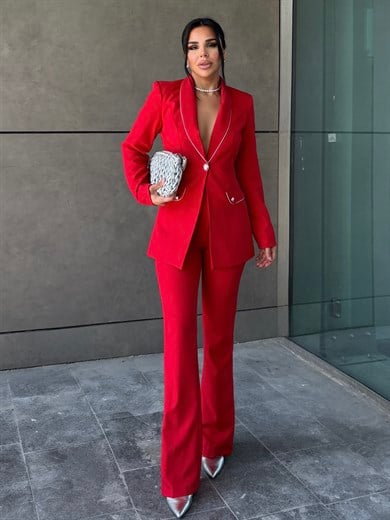 Betina Biyeli Klasik Takım Kırmızı