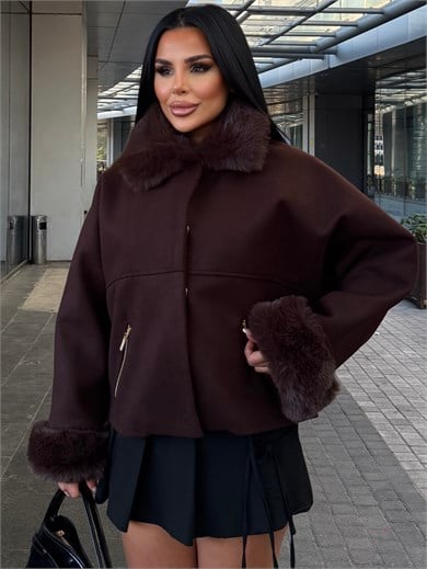 Laria Kürk Yaka Detaylı Kaban Kahve
