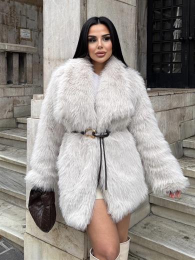 Larissa Kürk Taş