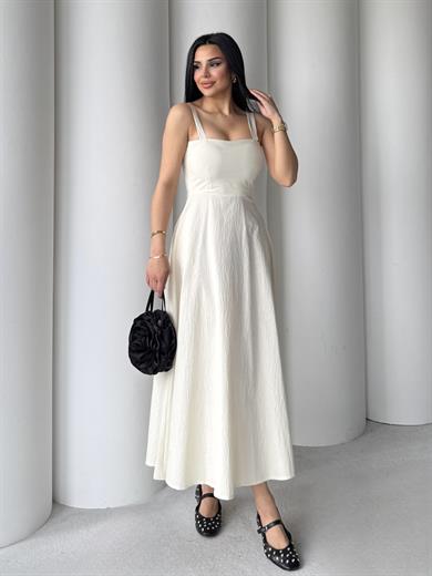 Lily Yırtmaç Detaylı Elbise Ekru