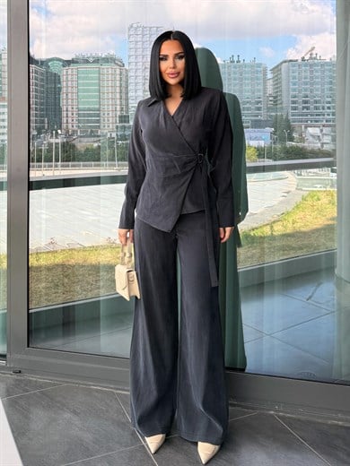 Linsa Gold Kemer Detaylı Takım Siyah