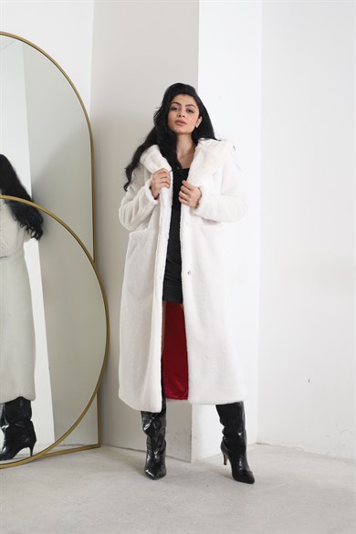 Lova Peluş Kaban Beyaz