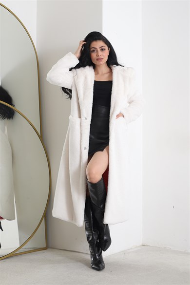 Lova Peluş Kaban Beyaz