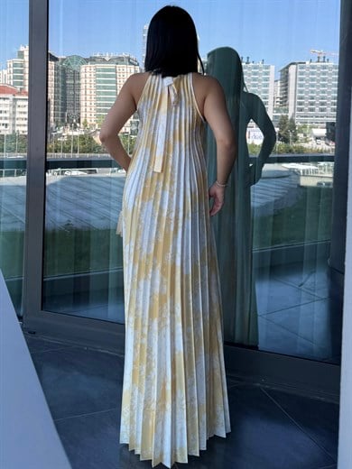 Margarit  Desenli Saten Elbise Sarı