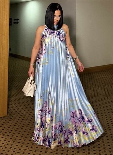 Yongi Boyundan Bağlamalı Mor  Çiçek Desenli Saten Elbise Bebe Mavi