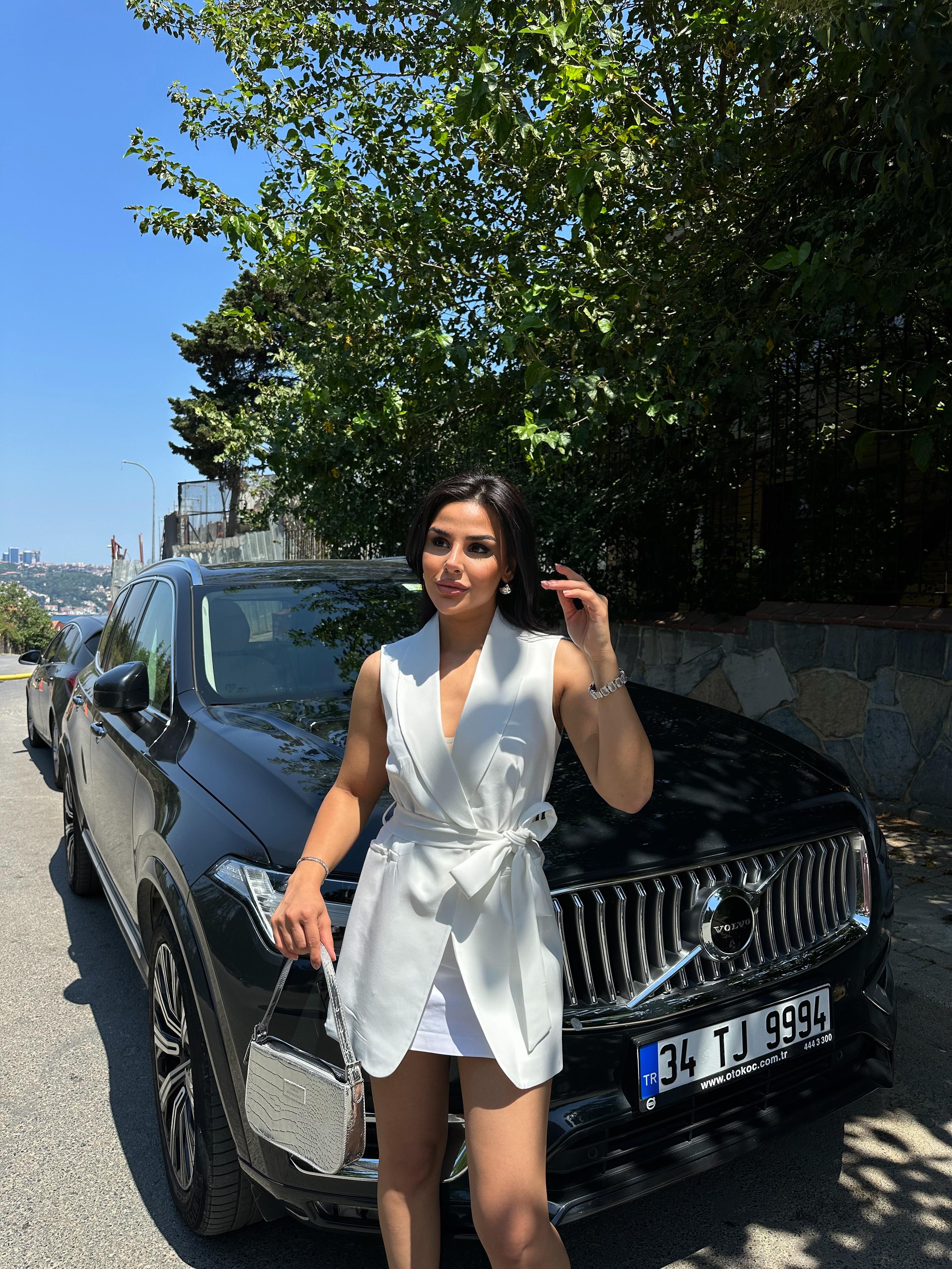 Ashly Yelek Beyaz